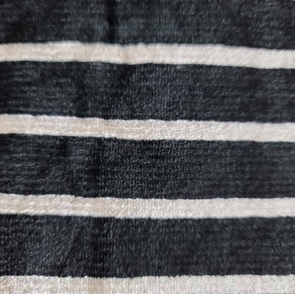 Authentic YSL sweater Small - Picture 7 of 7